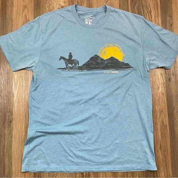 Cody James Other - Cody James Mens T Shirt XL Blue Short Sleeve Cowboy Sunset Mountains Comfortable